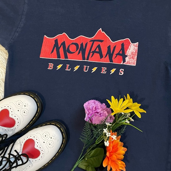 Vintage Y2k Montana Blues dark blue tee - Picture 13 of 14